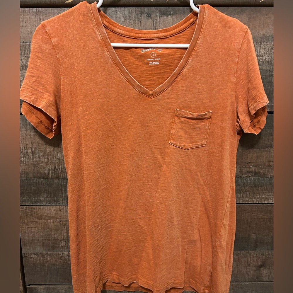 Women’s Tee | Universal Thread Small Burnt Orange